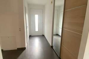 Neuwertiges 5-Zimmer-Reihenendhaus mit EBK in Bad Homburg vor der Höhe, Hochtaunuskreis – Kälberstücksweg 16e, 61350 Bad Homburg vor der Höhe – Vorschaubild 5