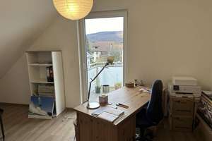 Zuhause mit 3 Zimmern, viel Platz und traumhaftem Blick auf den Odenwald in Heidelberg – Heuauer Weg 28/1, 69124 Kirchheim, Heidelberg – Vorschaubild 4
