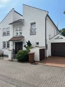 Sehr gepflegtes freistehendes Einfamilienhaus mit Traumgarten Schwetzingen-Schälzig