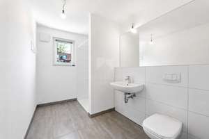 Moderne Wohnung mit 3,5 Zimmern und sonnigem Balkon! – Die vollständige Adresse der Immobilie erhältst du vom Anbieter., 22045 Jenfeld, Hamburg – Vorschaubild 5