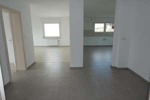 Hochwertig renovierte 4-Zimmer-Wohnung mit 2 Balkonen in Heilbronn  – 74074 Heilbronn, Heilbronn – Vorschaubild 12