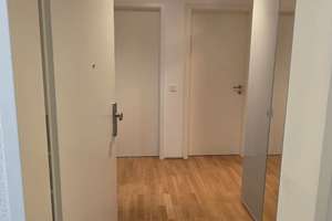 Wohnen mit Charakter: 2-Zimmer-Wohnung in Köln-Lindenthal – Die vollständige Adresse der Immobilie erhältst du vom Anbieter., 50935 Lindenthal (Ortsteil), Köln – Vorschaubild 1