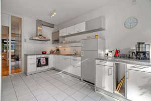 Property thumbnail 7