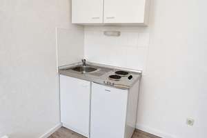 Möbliertes 1-Zimmer Appartement, 20 qm mit Terrasse, in Toplage in Kaiserslautern zu vermieten. – Wackenmühlstraße 16, 67655 Innenstadt Südwest, Kaiserslautern – Vorschaubild 2