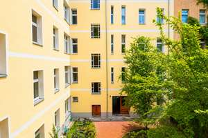 Bezugsfreie 2-Zimmer-Wohnung nahe dem Lietzenseepark in Berlin-Charlottenburg – Die vollständige Adresse der Immobilie erhältst du vom Anbieter., 10625 Charlottenburg, Berlin – Vorschaubild 8