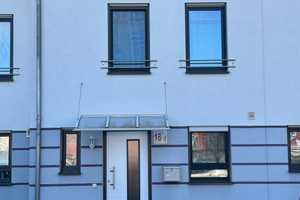 Familienfreundliches Reihenhaus mit Garten, Garage & viel Platz – Ammerseestr. 16 e, 86343 Augsburg (Kreis) – Vorschaubild 1