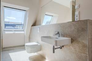 Zuhause mit 3,5 Zimmern und Penthouse-Charakter in Prenzlauer Berg – Winsstraße 24, 10405 Prenzlauer Berg, Berlin – Vorschaubild 3