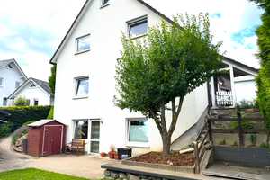 Großzügiges Einfamilienhaus mit flexibler Nutzung – Hochsauerlandkreis – Vorschaubild 2