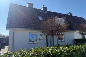 Modernisierte Doppelhaushälfte in ruhiger Wohnlage – Die vollständige Adresse der Immobilie erhältst du vom Anbieter., 21465 Reinbek – Vorschaubild 2