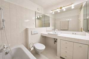 Elegante 3-4-Zimmer-Wohnung, zentral in Köln-Weiden mit 2 Balkonen und Tiefgaragenstellplatz – 50858 Weiden, Köln – Vorschaubild 24
