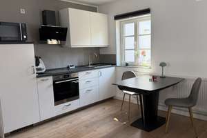 Wunderschönes Apartment in ehemaligem Bauernhof mit Innenhof in MG, Lürrip, teilmöbliert – Die vollständige Adresse der Immobilie erhältst du vom Anbieter., 41065 Lürrip, Mönchengladbach – Vorschaubild 2