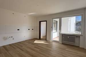 Helle, großzügige 2-Zimmer Wohnung nähe Klinikum – Cranachstraße 11a, 45147 Holsterhausen, Essen – Vorschaubild 3