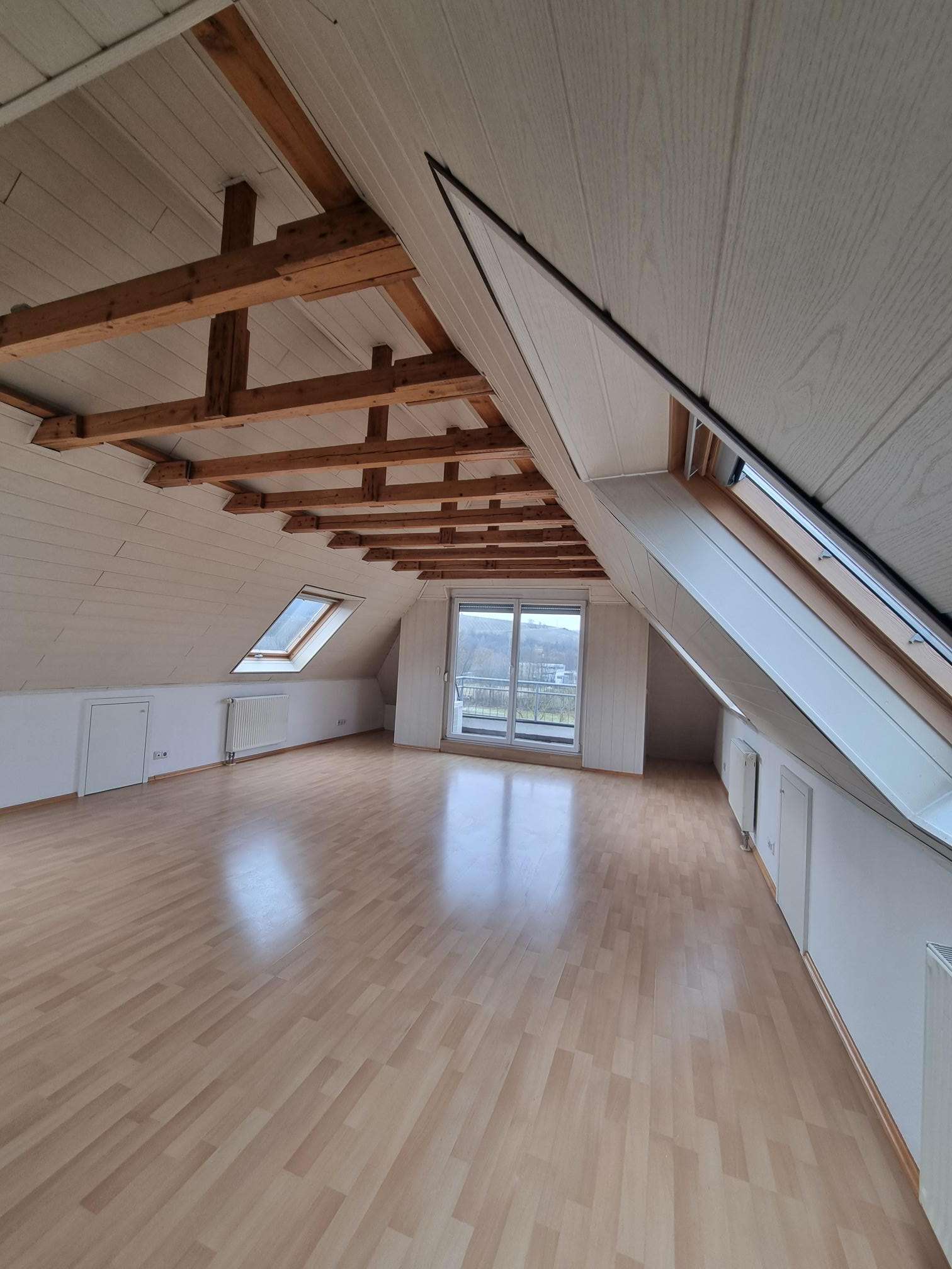 Immobilie in Erlenbach - Von Privat: Gepflegte 3,5-Zimmer Dachgeschosswohnung mit Balkon und Stellplatz in Erlenbach - Bild 0