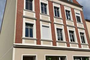 Renditestarkes Wohn - und Geschäftshaus - VOLL-vermietet in zentraler Lage! – Die vollständige Adresse der Immobilie erhältst du vom Anbieter., 8393 Meerane – Vorschaubild 1