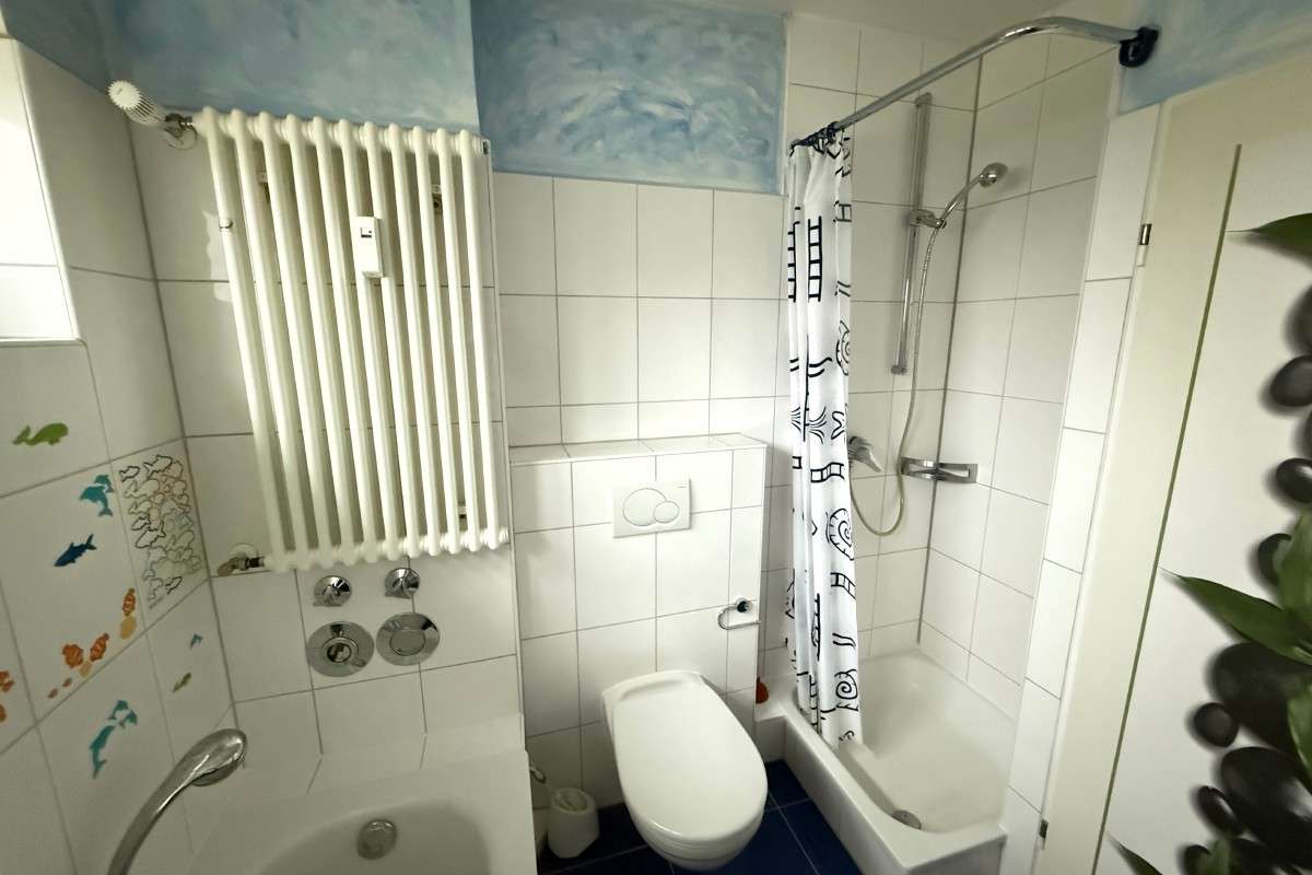 Immobilie in Kronberg - Kronberg:  Große 4-Zimmer-Eigentumswohnung in Feldrandlage - Bild 0