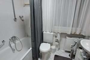 * Gepflegte 2-Zimmer-Wohnung mit Loggia // Bogenhausen * – Steinhauserstr. 25A, 81667 Parkstadt, München – Vorschaubild 6