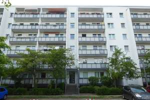 Sofort verfügbar - Single-Wohnung in ruhiger Lage mit Balkon und Duschbad! – Stendaler Straße 53, 12627 Hellersdorf, Berlin – Vorschaubild 6