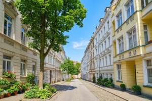 Zauberhafte 1 Zimmerwohnung || Gute Raumaufteilung || Kurzfristig verfügbar – Schleswiger 65, 42107 Elberfeld, Wuppertal – Vorschaubild 2