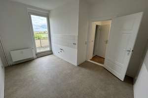 Frisch renovierte 2-Zimmer-Wohnung mit Balkon! – Otto-Richter-Straße 7b, 39116 Sudenburg, Magdeburg – Vorschaubild 4
