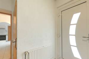 *** Flexibles Einfamilienhaus mit zwei Wohneinheiten, großem Innenhof und Stellplätzen *** – Die vollständige Adresse der Immobilie erhältst du vom Anbieter., 41065 Hardterbroich-Pesch, Mönchengladbach – Vorschaubild 2