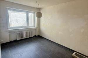 Modernisierte 3-Zimmer-Wohnung mit Loggia, Garage & großem Potenzial in Köln Sülz – Nikolausstraße 125, 50937 Sülz, Köln – Vorschaubild 12