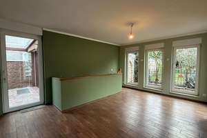 Traum für die große Familie: Modernes und bezugsfertiges Zweifamilienhaus mit 9 Zimmern und Garten – Die vollständige Adresse der Immobilie erhältst du vom Anbieter., 47198 Alt-Homberg, Duisburg – Vorschaubild 2