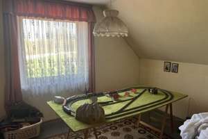 Renovierungsbed 2 Fam. Haus, 8 Zi. Doppelgarage m. Anbau Wfl. 148,20 m² Grund 2.536 m² – Rosenweg 9, 92521 Schwarzenfeld – Vorschaubild 12