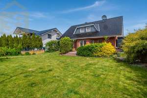 Modernes Einfamilienhaus mit Sauna, Kaminofen und Garten in Kästorf! Meine Immobilie=Mein Partner!