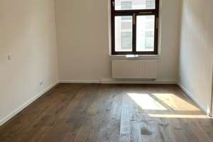 Schöne 3-Zimmer-Wohnung mit Stuckdecken - Nähe des Stadtparks