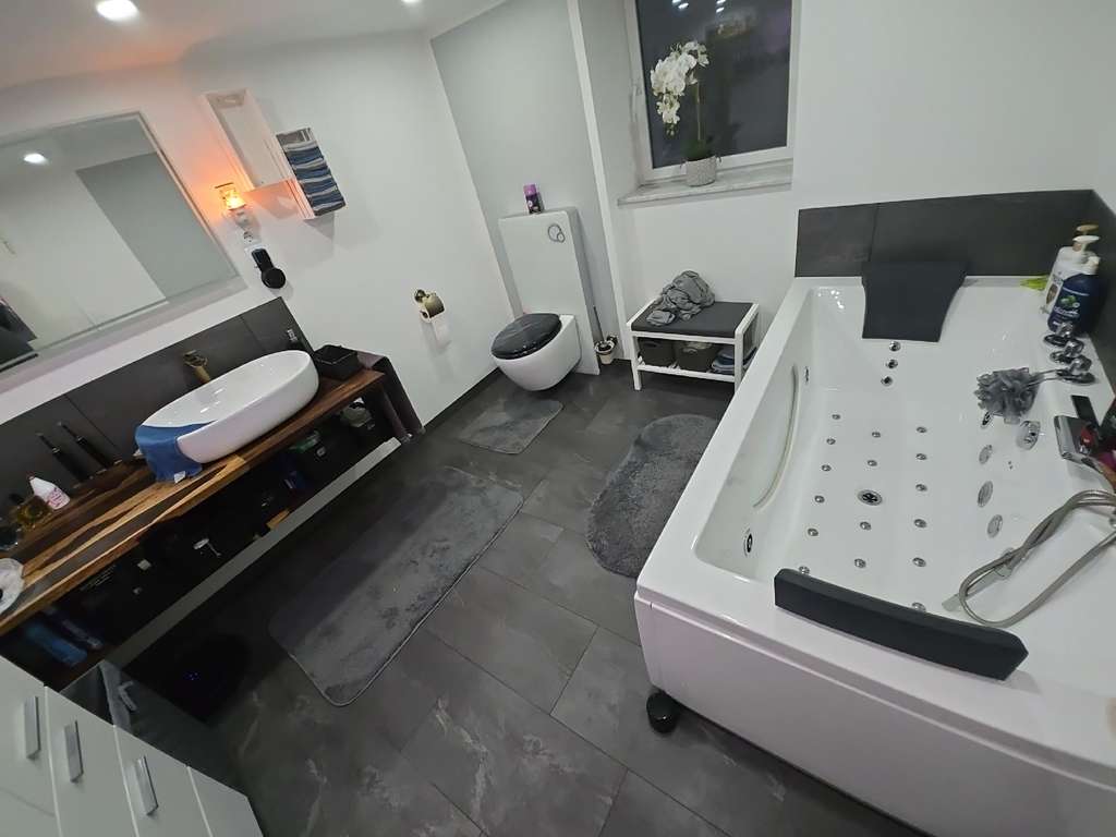 Immobilie in Bad Sobernheim - Modernisiertes und zentral gelegenes Einfamilienhaus in Bad Sobernheim - Bild 2