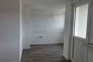 Schöne und komplett sanierte 3,5 Zimmer Wohnung in DU-Großenbaum mit 2 Balkonen – Angermunderstr. 85, 47269 Großenbaum, Duisburg – Vorschaubild 4