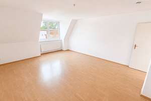 Helle Dachgeschosswohnung mit Seeblick – Berliner Allee 175, 13088 Weißensee, Berlin – Vorschaubild 4