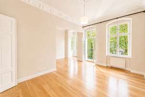 Altbaujuwel mit originalem Stuck und sonnigem Südbalkon am Weinbergspark – Die vollständige Adresse der Immobilie erhältst du vom Anbieter., 10119 Mitte (Ortsteil), Berlin – Vorschaubild 1