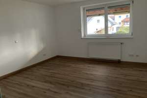  3,5-Zimmer-Wohnung mit Balkon – Die vollständige Adresse der Immobilie erhältst du vom Anbieter., 84061 Ergoldsbach – Vorschaubild 4