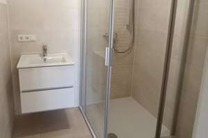 Stilvoll modernisiert: 2-Zimmer-Dachgeschosswohnung in Mannheim – Pigagestraße 6, 68219 Rheinau, Mannheim – Vorschaubild 3