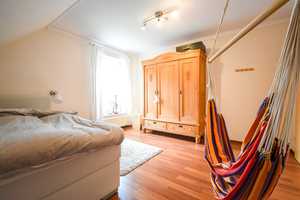 *** Traumhafter Garten mit Traumhaus ***
Eltern und Kinder werden dieses Haus lieben – Leer (Kreis) – Vorschaubild 51