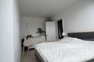 Lichtdurchflutete 3-Zimmer-DG-Wohnung mit großer Dachterrasse, Aufzug und hochwertiger Einbauküche – Nelkenstraße 24, 42283 Wuppertal – Vorschaubild 17