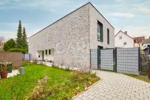 Luxuriöser Wohntraum! Anspruchvolles Stadthaus in attraktiver Lage am Friedensplatz! Voll möbliert! – Heilbronn – Vorschaubild 55
