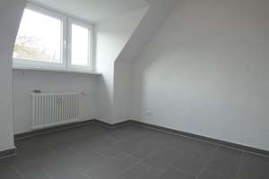 *** Altbauflair in Schlossparknähe! Sanierte DG-Wohnung mit Duschbad! *** – Fürstäbtissinstr. 51, 45355 Borbeck-Mitte, Essen – Vorschaubild 6