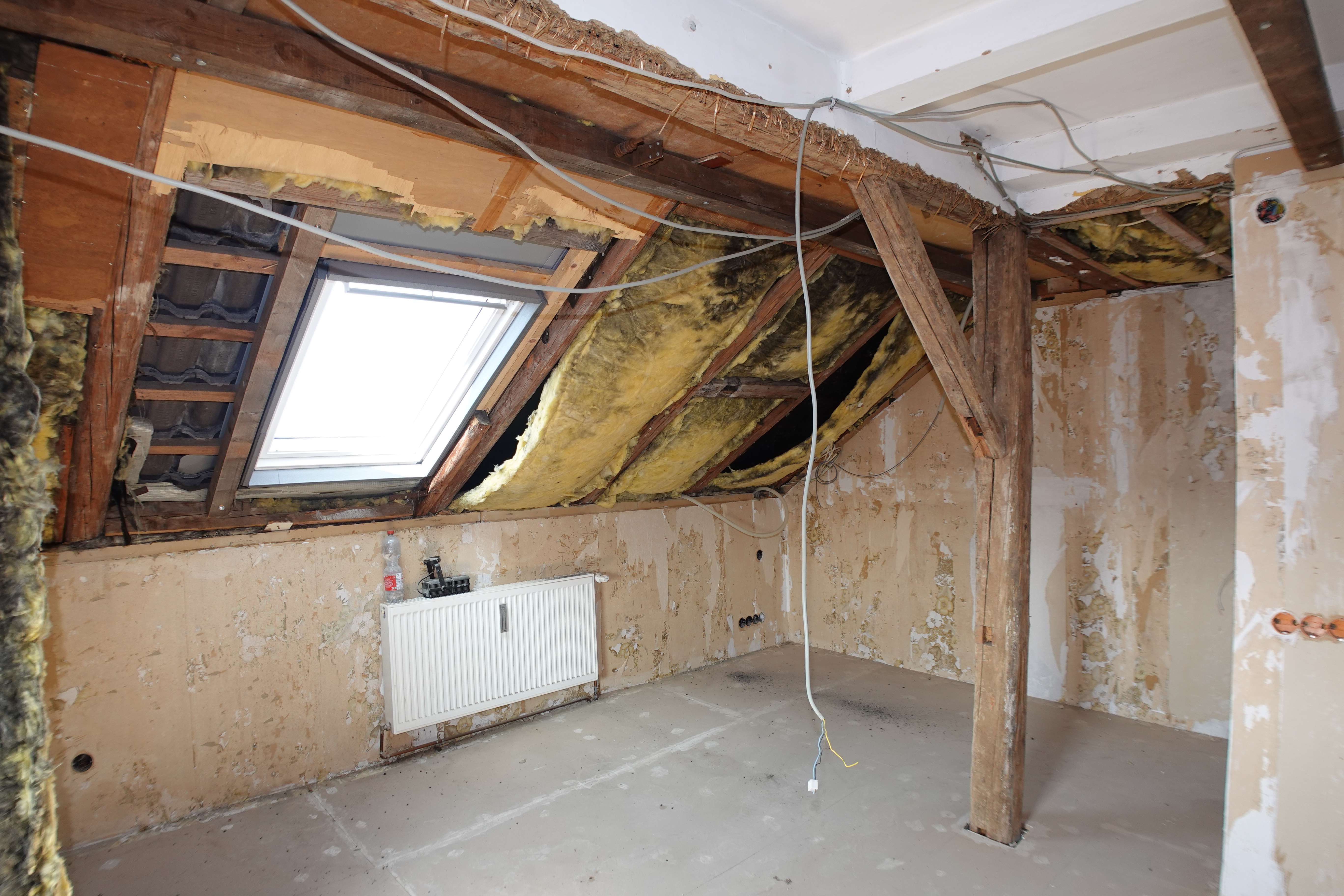 Immobilie in Königslutter am Elm - Charmantes Mehrfamilienhaus mit Denkmalschutz und Entwicklungspotenzial in Toplage von Königslutter - Bild 0