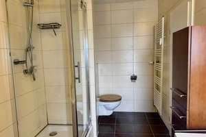 Lichtdurchflutete Maisonettewohnung mit Balkon im beliebten Uerdingen – Die vollständige Adresse der Immobilie erhältst du vom Anbieter., 47829 Uerdingen, Krefeld – Vorschaubild 9