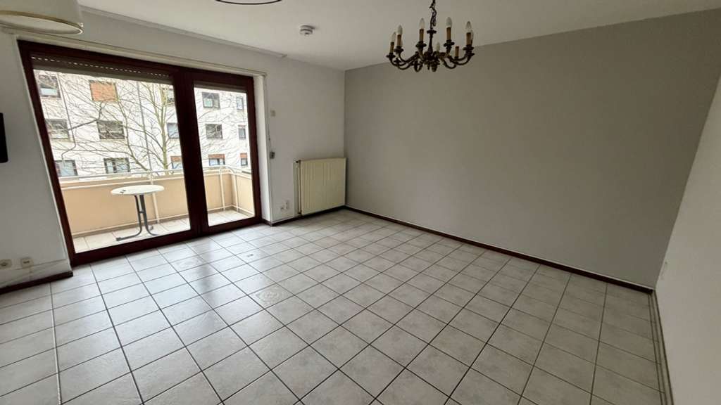 Immobilie in Bad Neuenahr-Ahrweiler - *PROVISIONSFREI für den Käufer* 2 Zimmer Wohnung, Küche, Balkon, Zentrale Lage, Bad Neuenahr - Bild 2