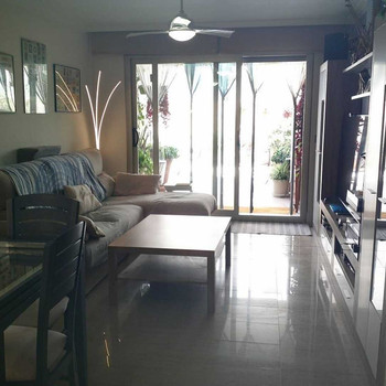 Spektakuläres Apartment mit großer Terrasse am Meer und Yachthafen