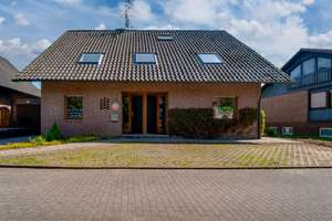 Raum für Ideen und Familie – freistehendes Einfamilienhaus in Grieth am Rhein