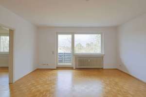 Großzügige 3-Zimmer-Wohnung mit Balkon in Hannover-Kirchrode – Die vollständige Adresse der Immobilie erhältst du vom Anbieter., 30559 Kirchrode, Hannover – Vorschaubild 2