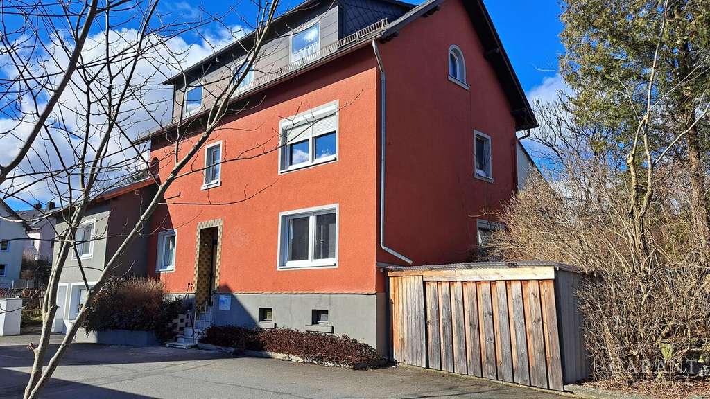 Immobilie in Feilitzsch - Charmantes Ein-/Zweifamilienhaus mit Vermietungspotenzial,  Kapitalanlage mit Perspektive - Bild 2