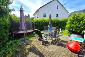 Sehr gute Energiewerte I geräumige 4-Zimmer-Wohnung | Eigener Garten I Parkettboden I – Dinnendahlstr. 16, 45136 Huttrop, Essen – Vorschaubild 5