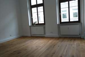 LED - Spots, Glattputz, Massivholzdielen und in der Mitte ein Kamin – Tiergartenstrasse 256, 42117 Elberfeld West, Wuppertal – Vorschaubild 19