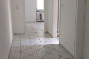PORZ ZÜNDORF-RHEINNÄHE *2-Zimmerwohnung inkl. EK und Stellplatz *  Wohnen im Grünen–ruhig, gepflegt! – Lilien Weg 8, 51143 Zündorf, Köln – Vorschaubild 4