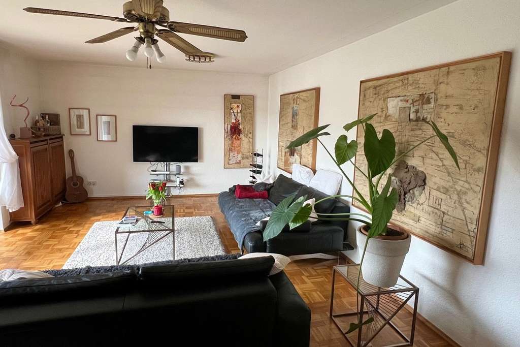 Immobilie in Waldalgesheim - Charmantes & modernisiertes 6-Zimmer Einfamilienhaus  - Bild 2